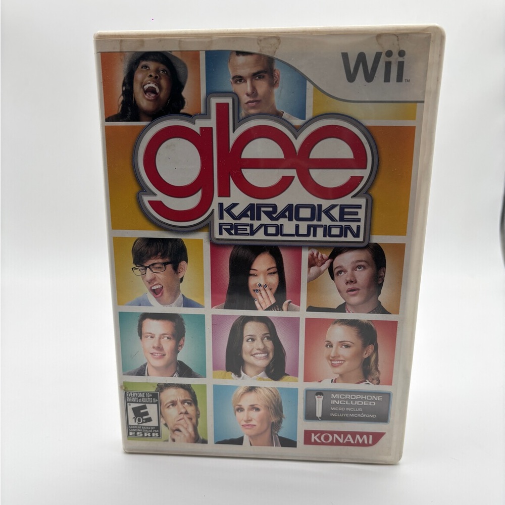 Konami Glee Karaoke Revolution for Wii - Multicolor